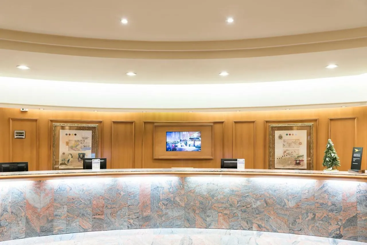 Pullman Madrid Airport & Feria Hotel